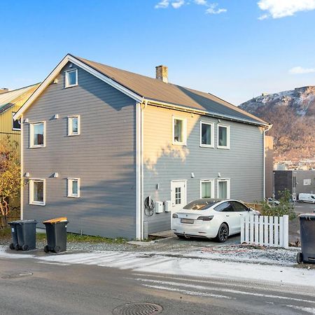 Luxury Apartement Close To City Centre With Free Parking Tromso Exterior photo