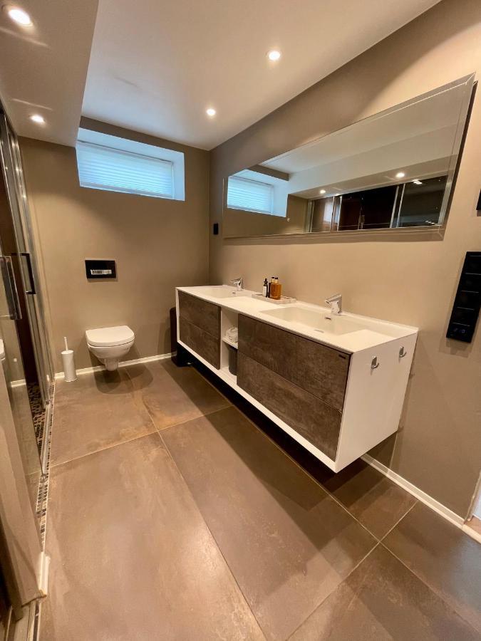 Luxury Apartement Close To City Centre With Free Parking Tromso Exterior photo